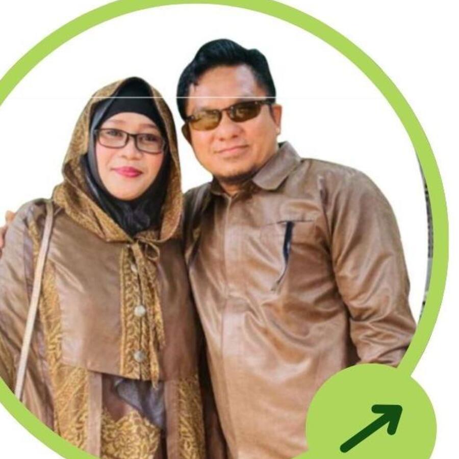 Hj. Nurlia & H. Ismail